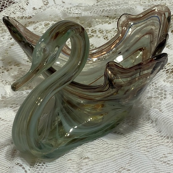 Glass Swan ~ Sooner Swag Art Glass - Picture 6 of 16